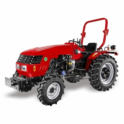 Multifunctional 1635mm 4 Wheel Drive Tractors Kubota Tractors With Front End Loader