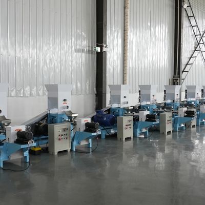 Speed Adjusted Floating Fish Feed Mill Machine High Capacity