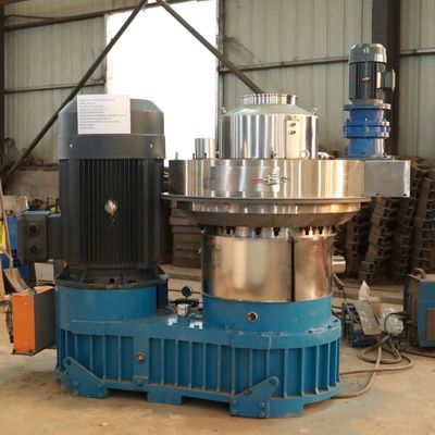 1000kg/ H Sawdust Walnut Shell Pellet Mill Machine 25mm Diesel Engine
