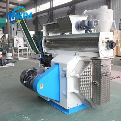 Animal Poultry Fish Feed Processing Machine Wood Pellet Mill Making Machine