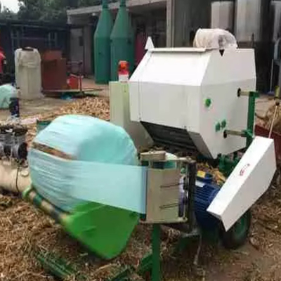 10.5ft 2 Layer Film Silage Packing Machine Mini Grass Baler 15hp Engine Drive