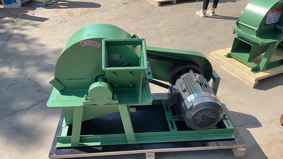 Industrial Wood Sawdust Making Machine With High Efficiency