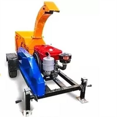 Hydraulic Feed Wood Chipper Machine Yard Waste Antirust 0.7t/ H 360deg