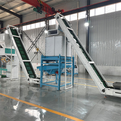 Highly efficient feed processing machinery, suitable for farms of all sizes, cattle, sheep and poultry.