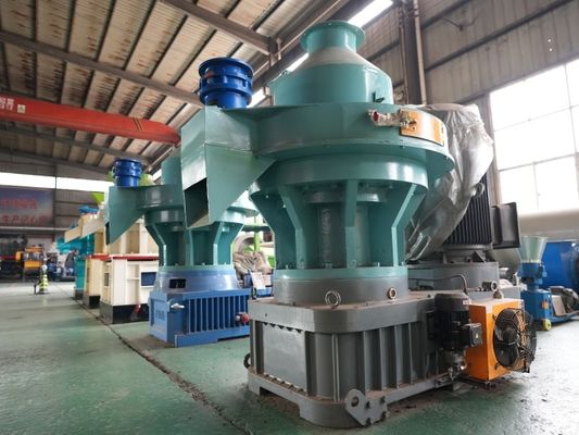 Biomass Animal Feed Pelletizer 2-12mm Wood Granulator Machine