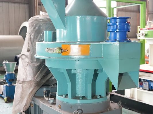 Commercial Agricultural 2-12mm Wood Pellet Making Machine With Diesel Engine
