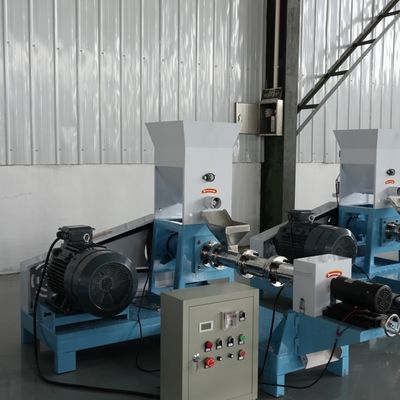 150 To 120kg/HFish Feed Pellet Machine Pneumatic Animal Feed Extruder
