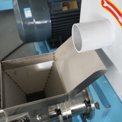 5.5kw Floating Fish Feed Pellet Mill Single Screw Pet Food Extruder Machine Antirust