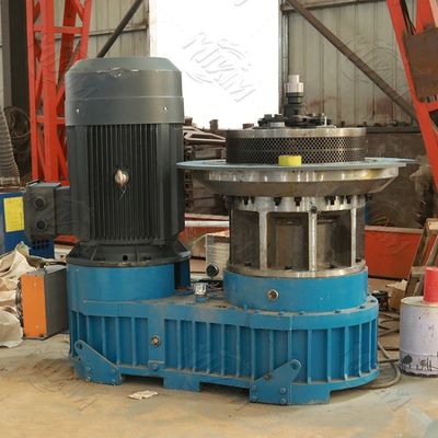 1000kg/ H Sawdust Walnut Shell Pellet Mill Machine 25mm Diesel Engine