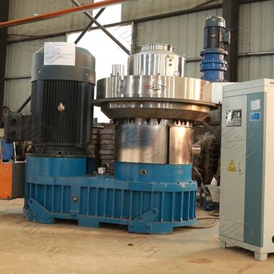 Alfalfa Bagasse Biofuel Plastic Pellet Making Machine 5000kg/ H 2mm