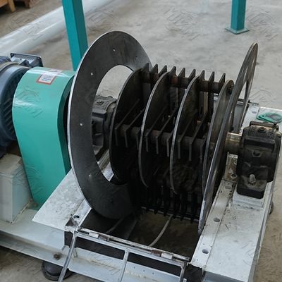 Animal Feed Chicken Pig Poultry Feed Processing Machines Mill Pelletizer Roller Machines