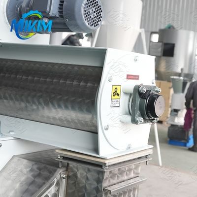 High Density Poultry Feed Pellet Making Machine For Livestock Feed