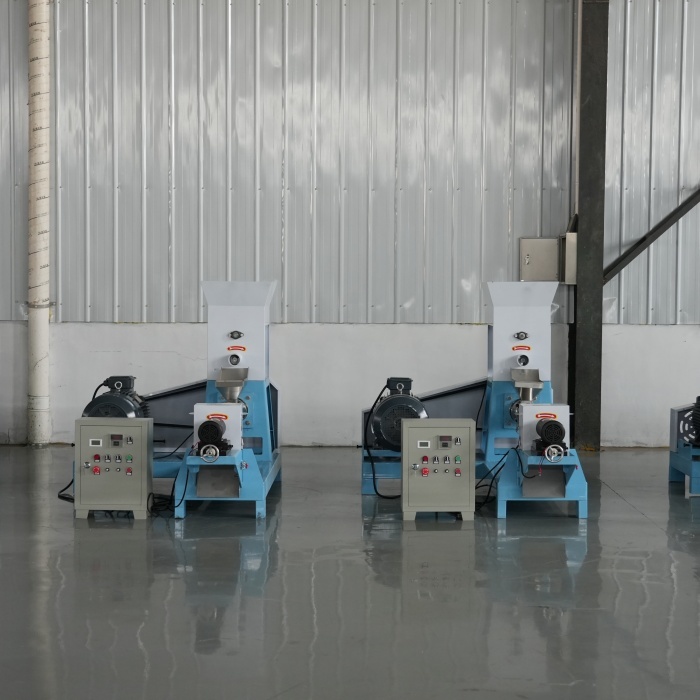 Animal Breeding Foodstuff Floating Fish Feed Extruder Machine 380V