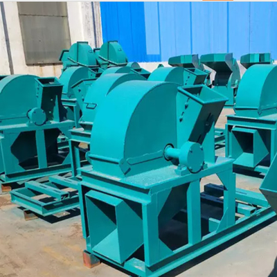 Mobile Crusher Wood Sawdust Machine 2.6*1.1*1.5m 18.5kw 75kw